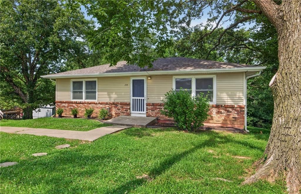 204 N Ohio Street, El Dorado Springs, MO