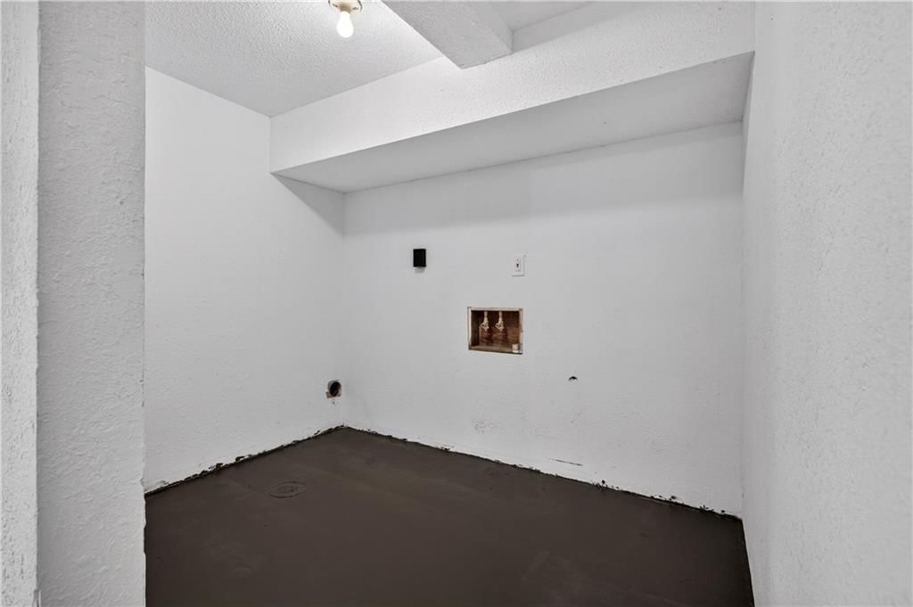 204 N Ohio Street — photo 27