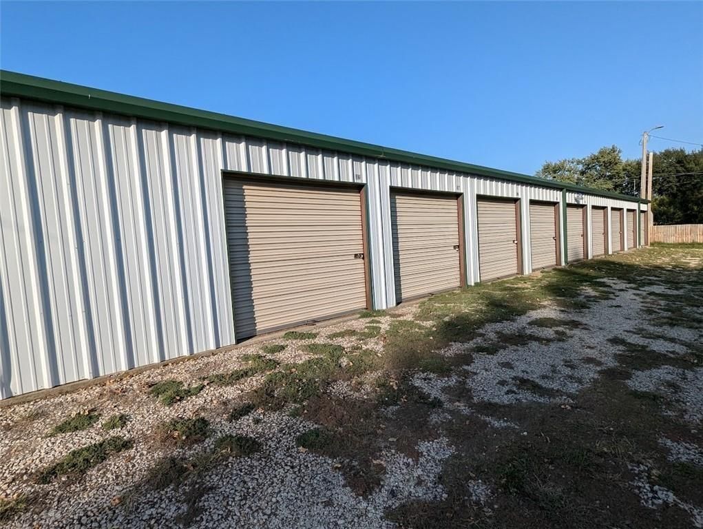 204 W 2 Highway — photo 4
