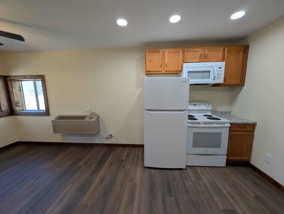 204 W 2 Highway — photo 12