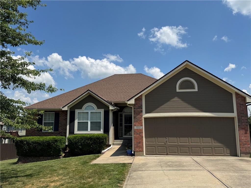 1410 BRIDGET Boulevard — photo 1