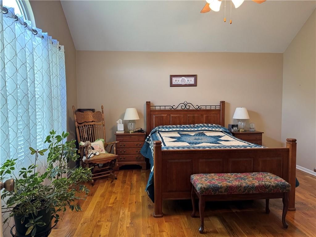 1410 BRIDGET Boulevard — photo 10