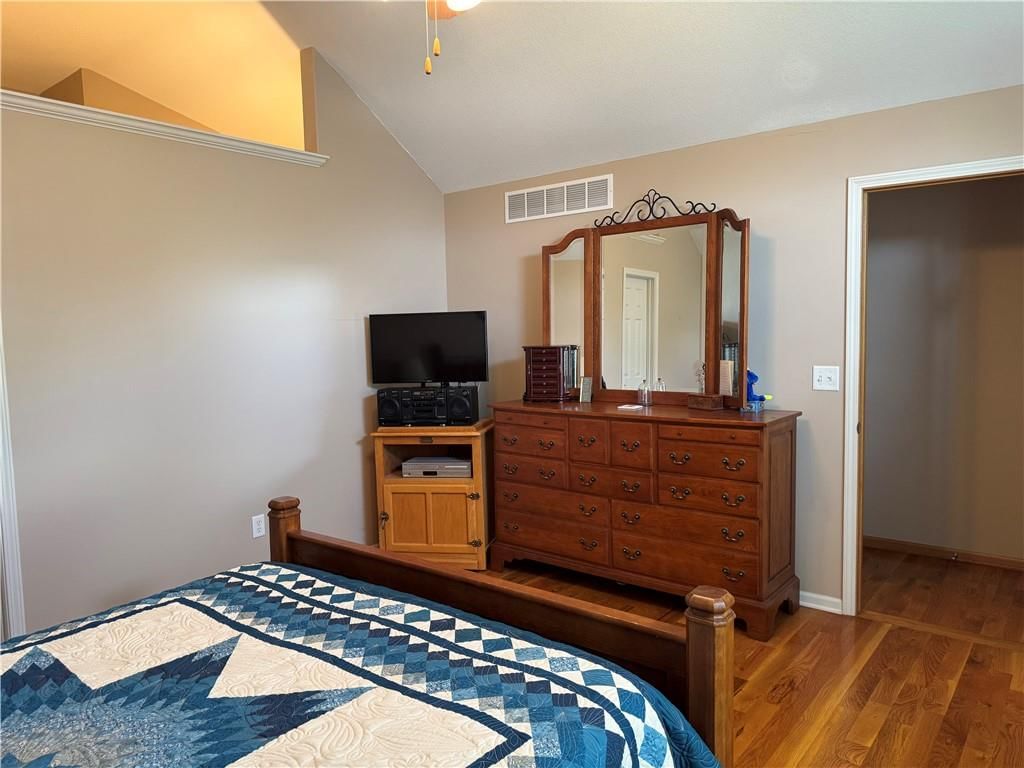 1410 BRIDGET Boulevard — photo 13