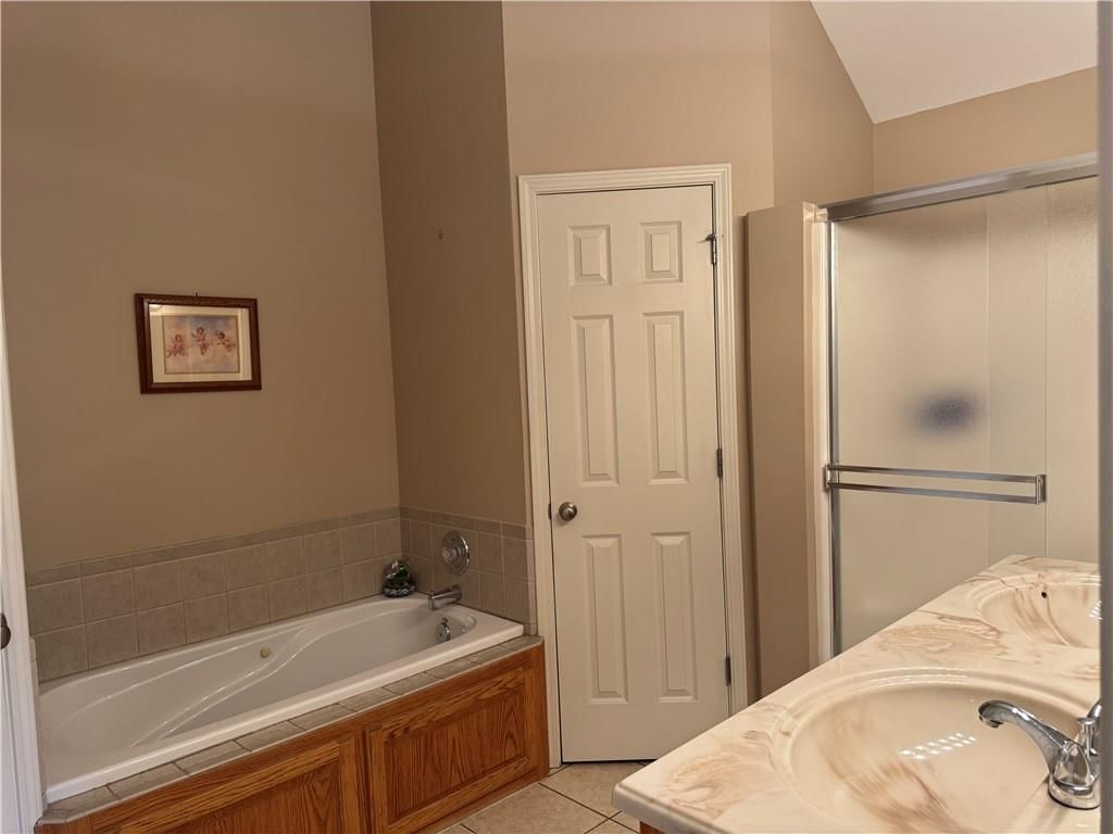 1410 BRIDGET Boulevard — photo 15