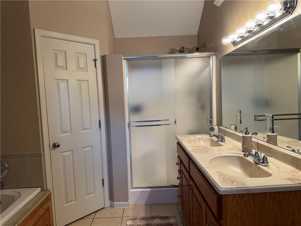 1410 BRIDGET Boulevard — photo 16