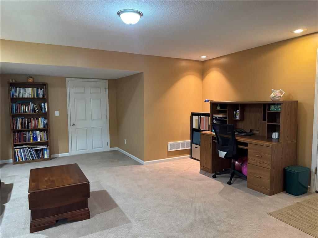 1410 BRIDGET Boulevard — photo 22