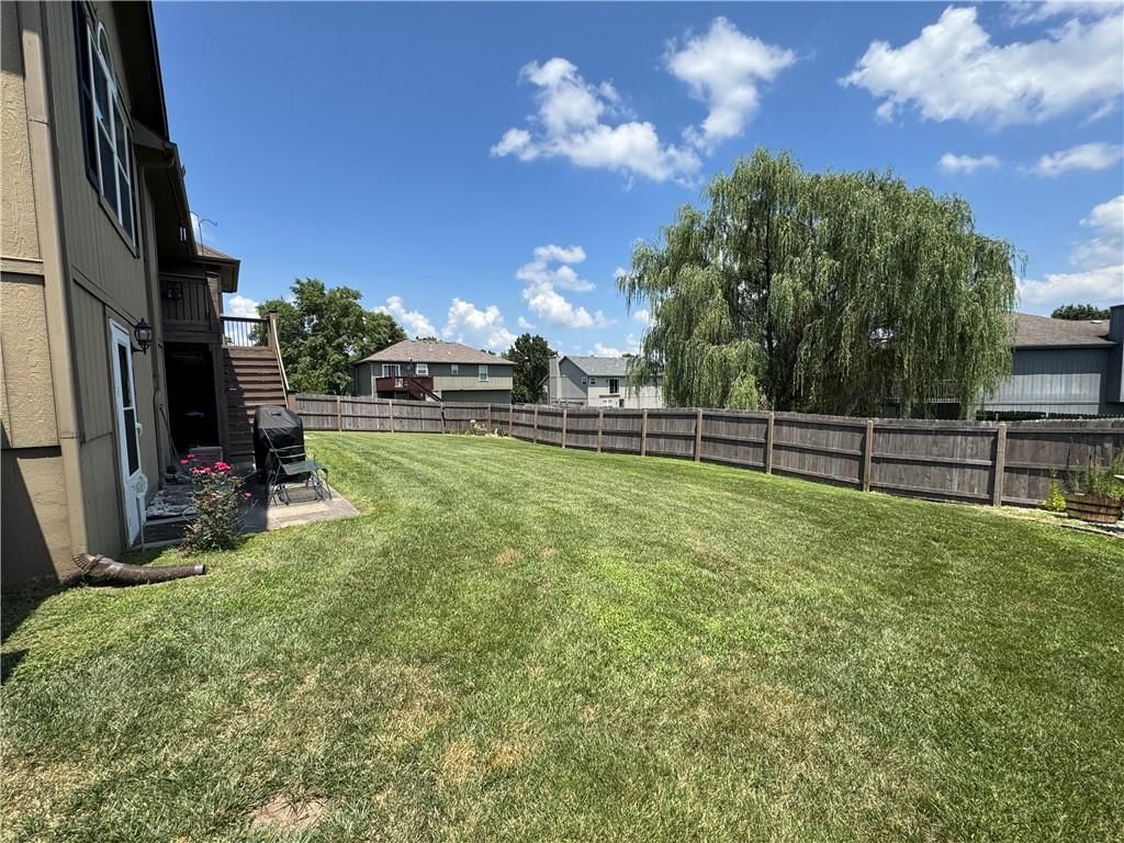 1410 BRIDGET Boulevard — photo 33