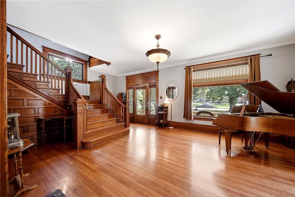 411 SW Woodlawn Avenue — photo 6
