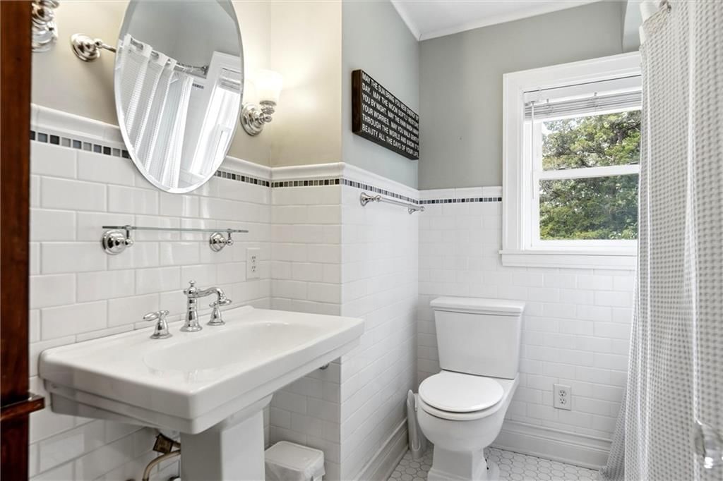 411 SW Woodlawn Avenue — photo 34