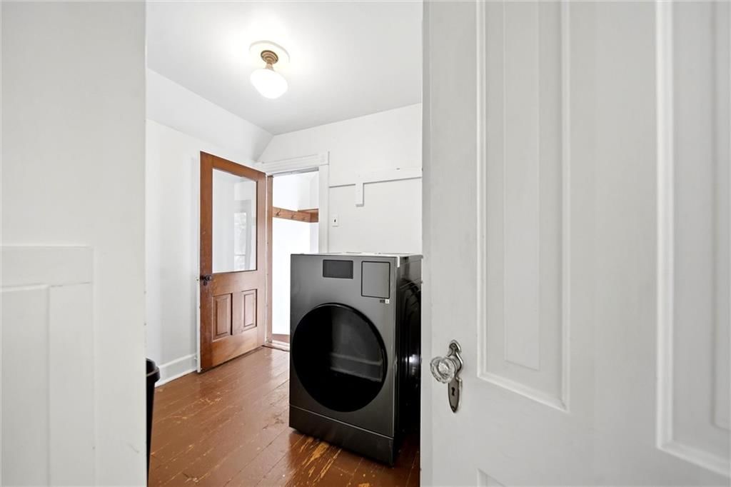 411 SW Woodlawn Avenue — photo 36