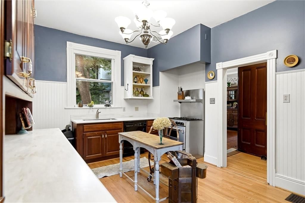 411 SW Woodlawn Avenue — photo 60