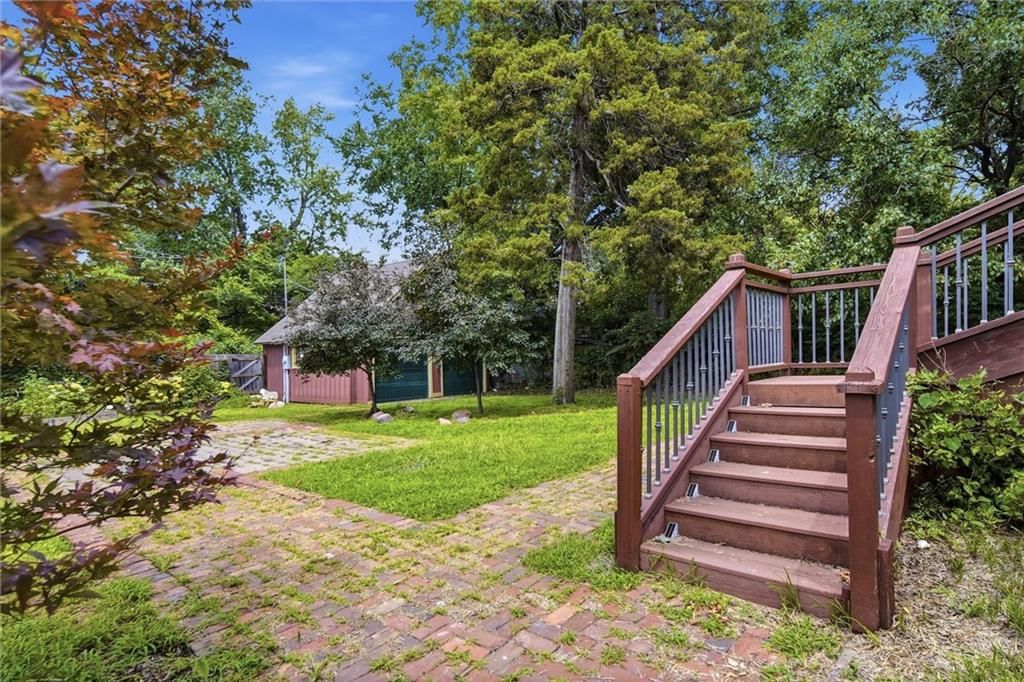 411 SW Woodlawn Avenue — photo 74