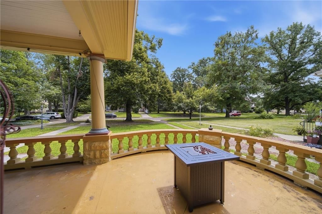 411 SW Woodlawn Avenue — photo 84