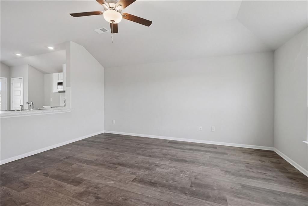 620 W Bluebird Street — photo 4