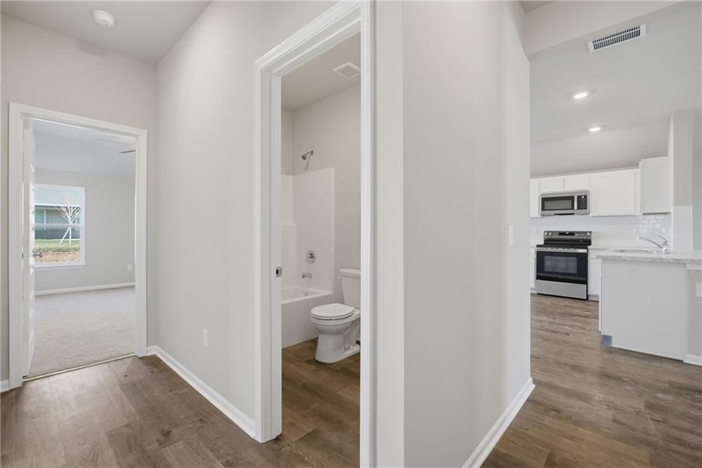 620 W Bluebird Street — photo 9
