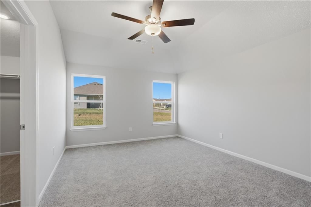 620 W Bluebird Street — photo 10