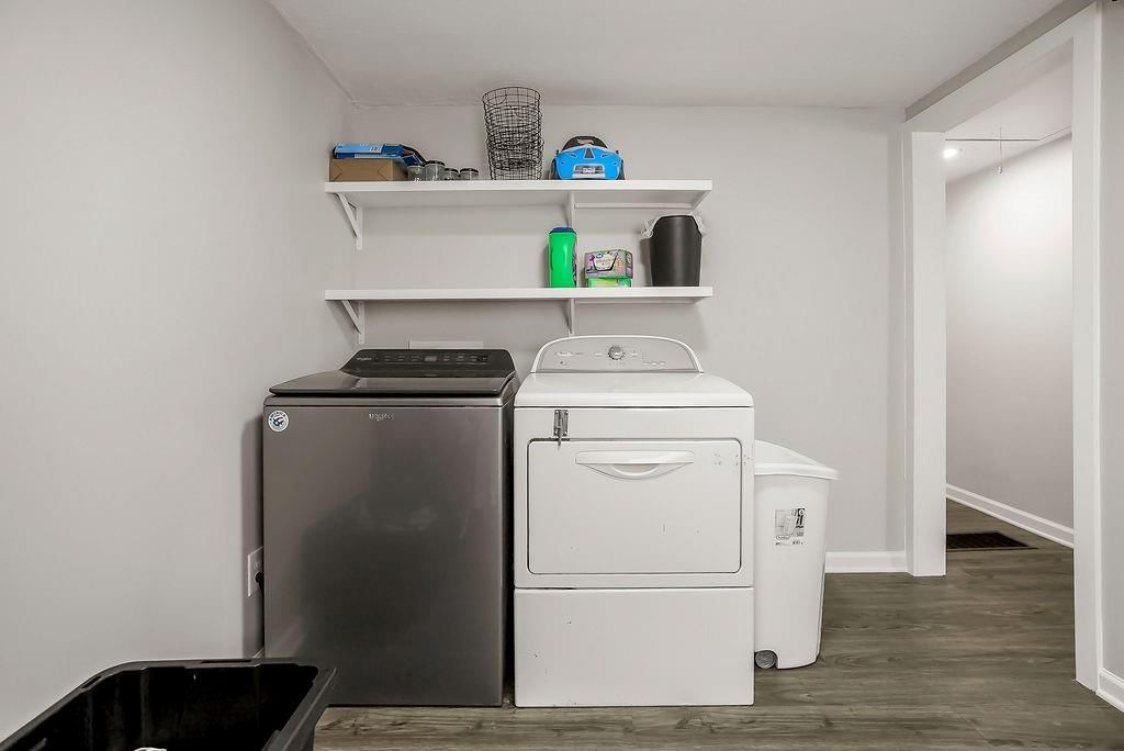 200 E Mccarty Street — photo 14