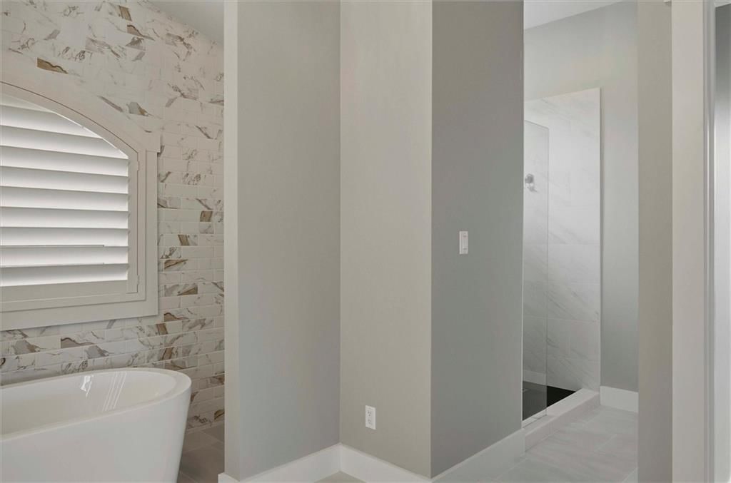 1560 Lake Viking Terrace — photo 29