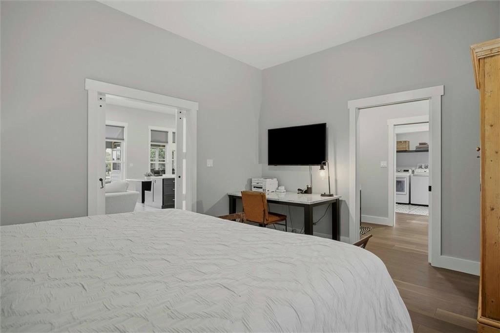 1560 Lake Viking Terrace — photo 33