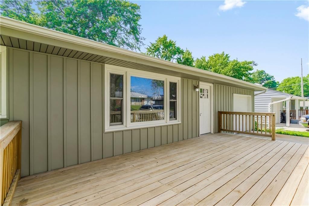 3504 S Bowen Street — photo 2