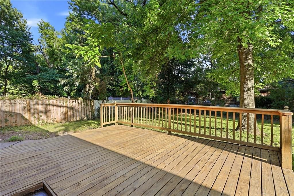 4711 Yecker Avenue — photo 31