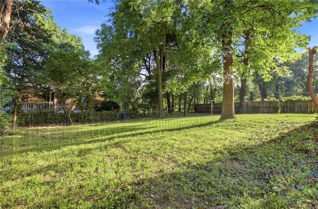 4711 Yecker Avenue — photo 32