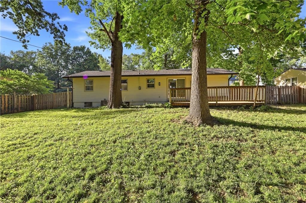 4711 Yecker Avenue — photo 34