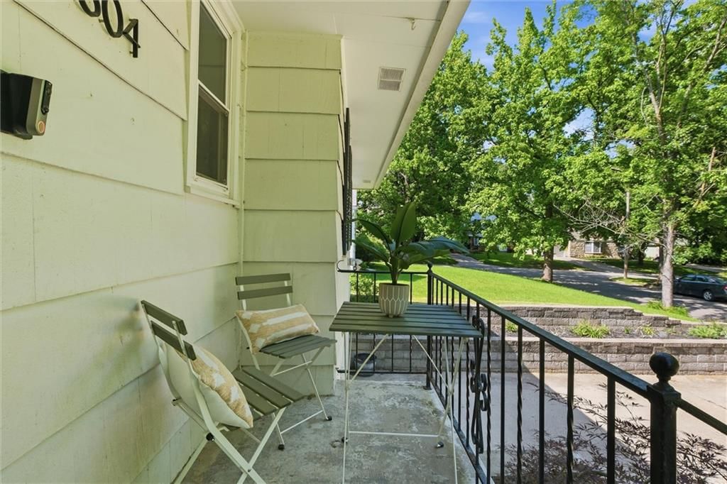 8804 Custer Trail — photo 3
