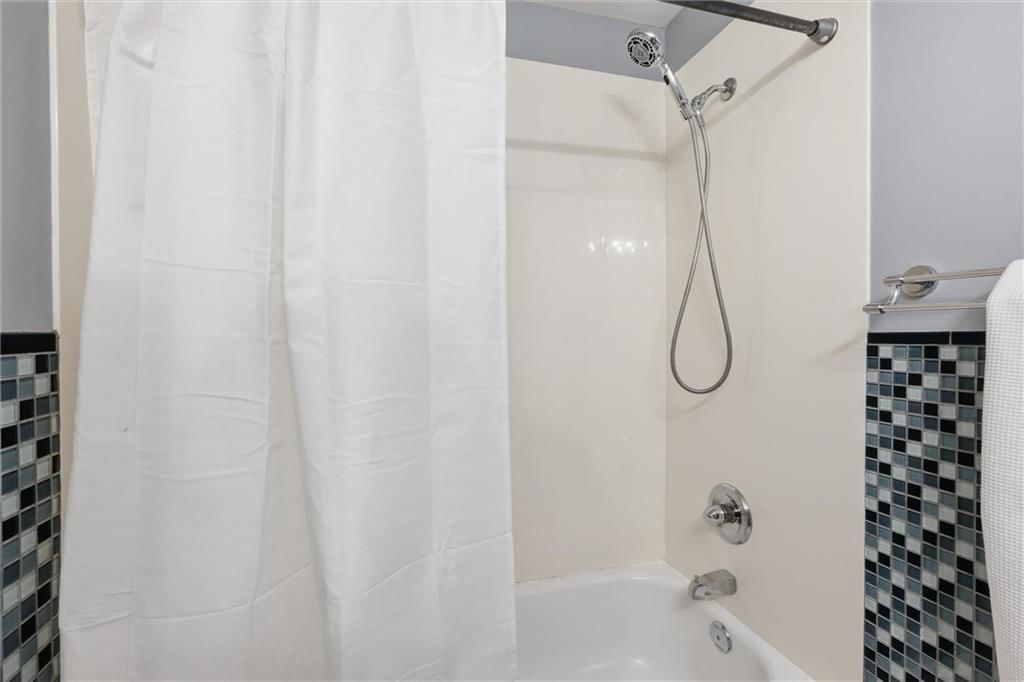 8804 Custer Trail — photo 23