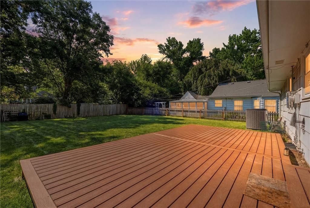 8804 Custer Trail — photo 33