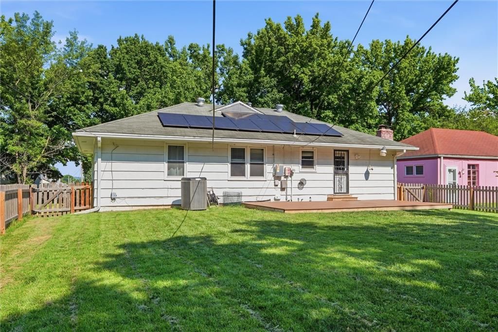 8804 Custer Trail — photo 42
