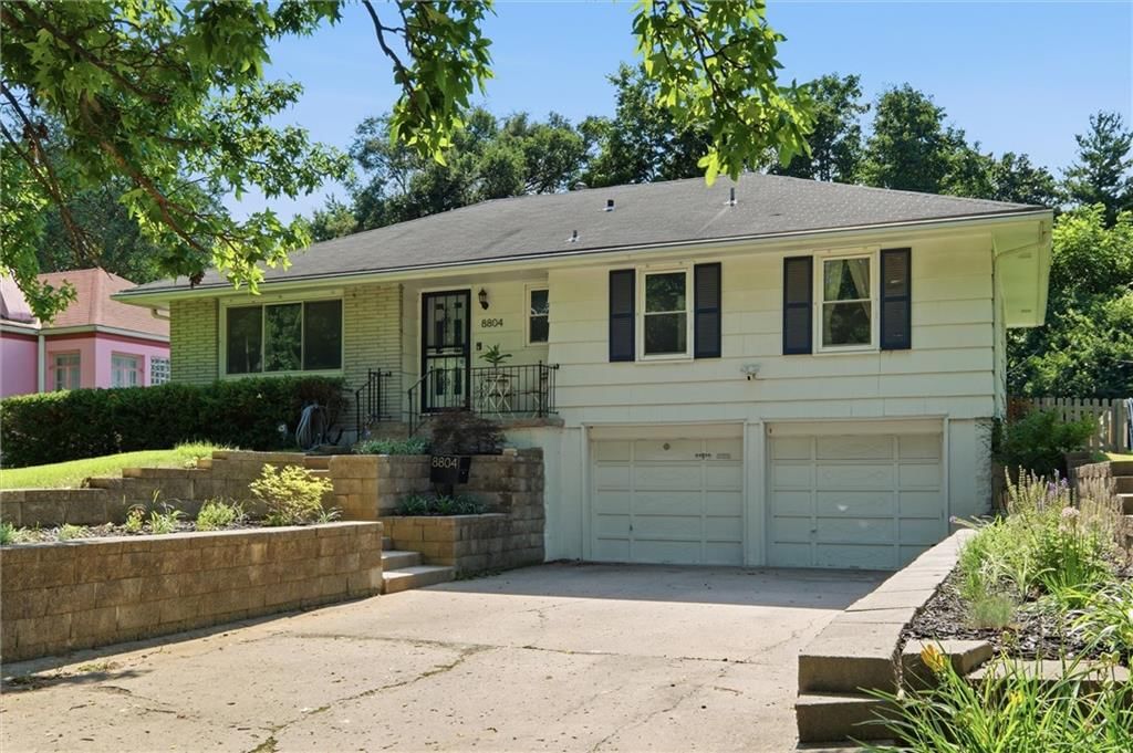 8804 Custer Trail — photo 46