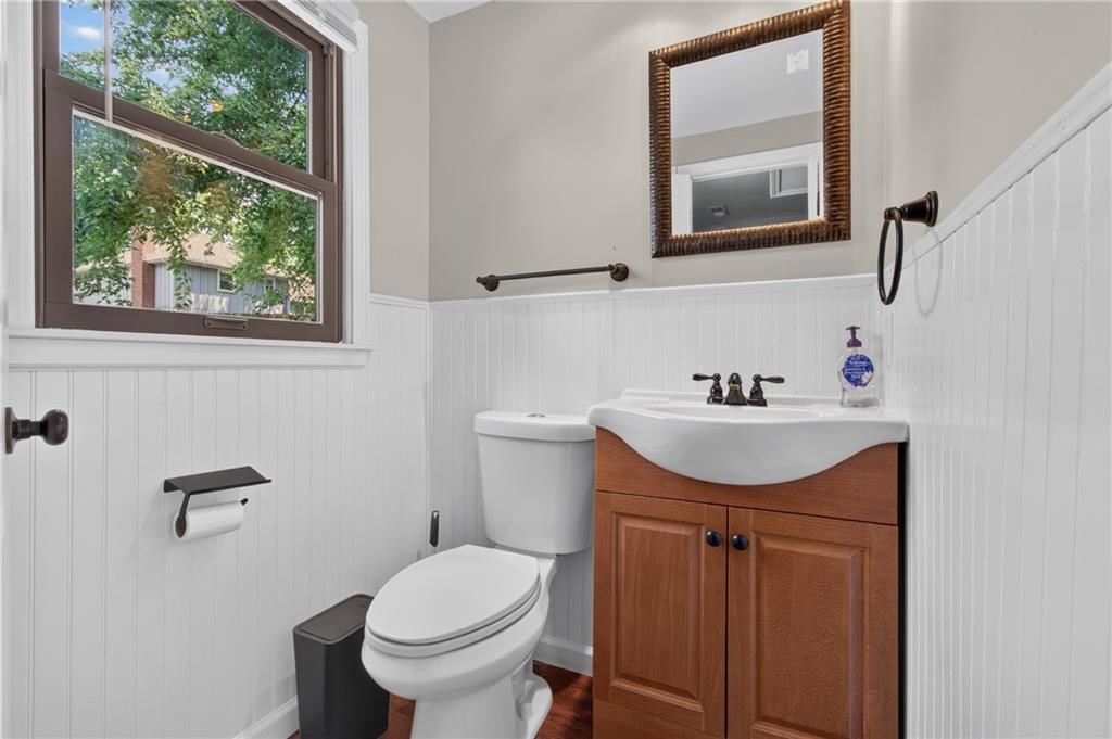 7823 Woodson Road — photo 29