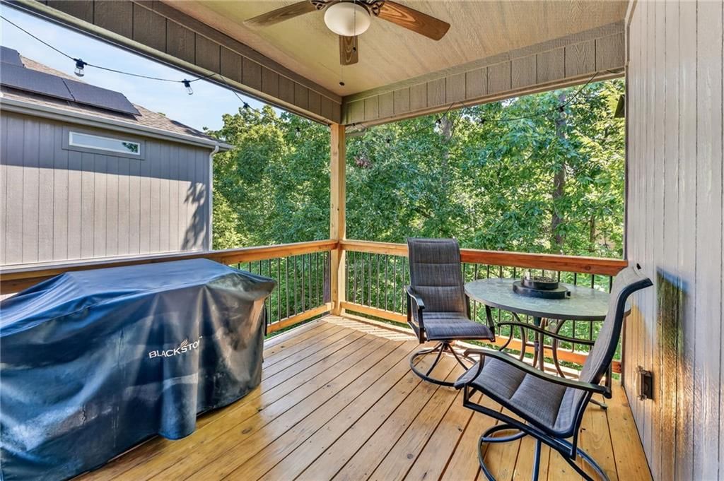 6229 N Green Hills Lane — photo 5