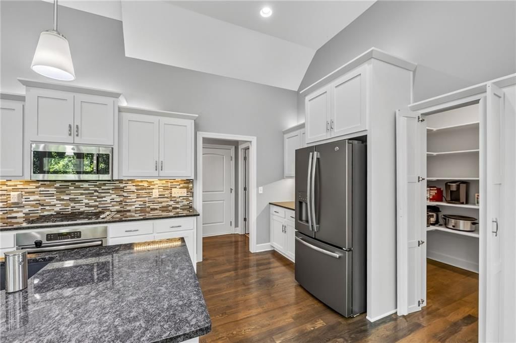 6229 N Green Hills Lane — photo 19