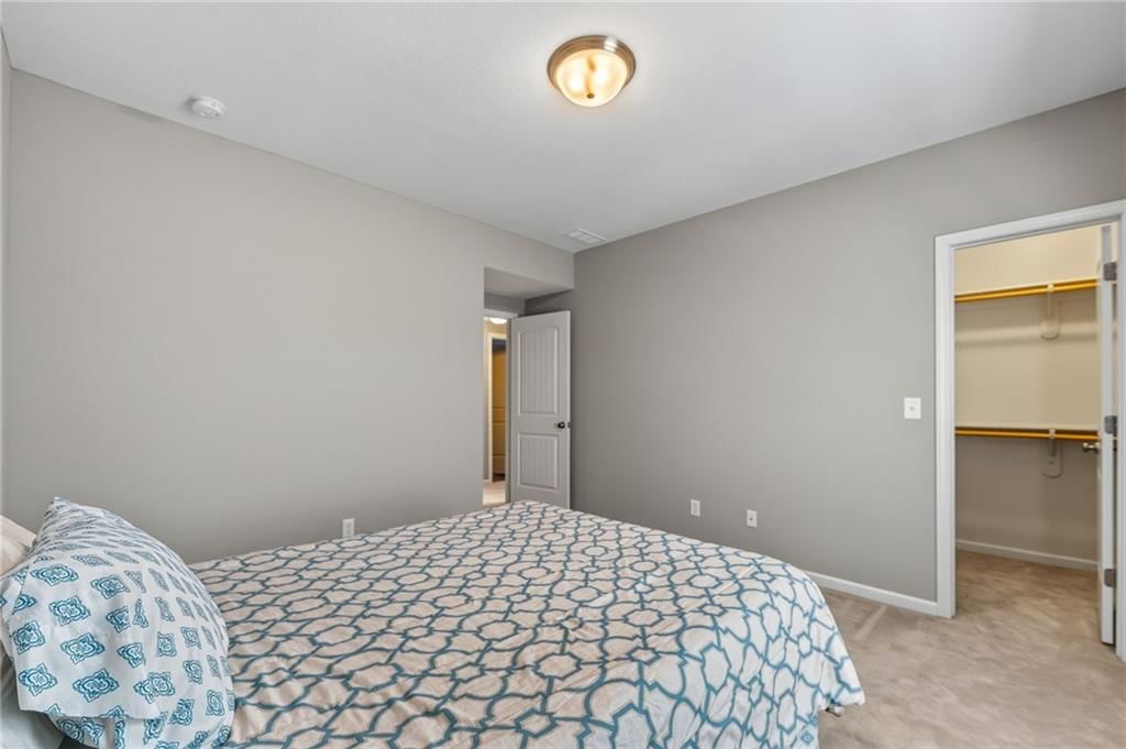 6229 N Green Hills Lane — photo 34