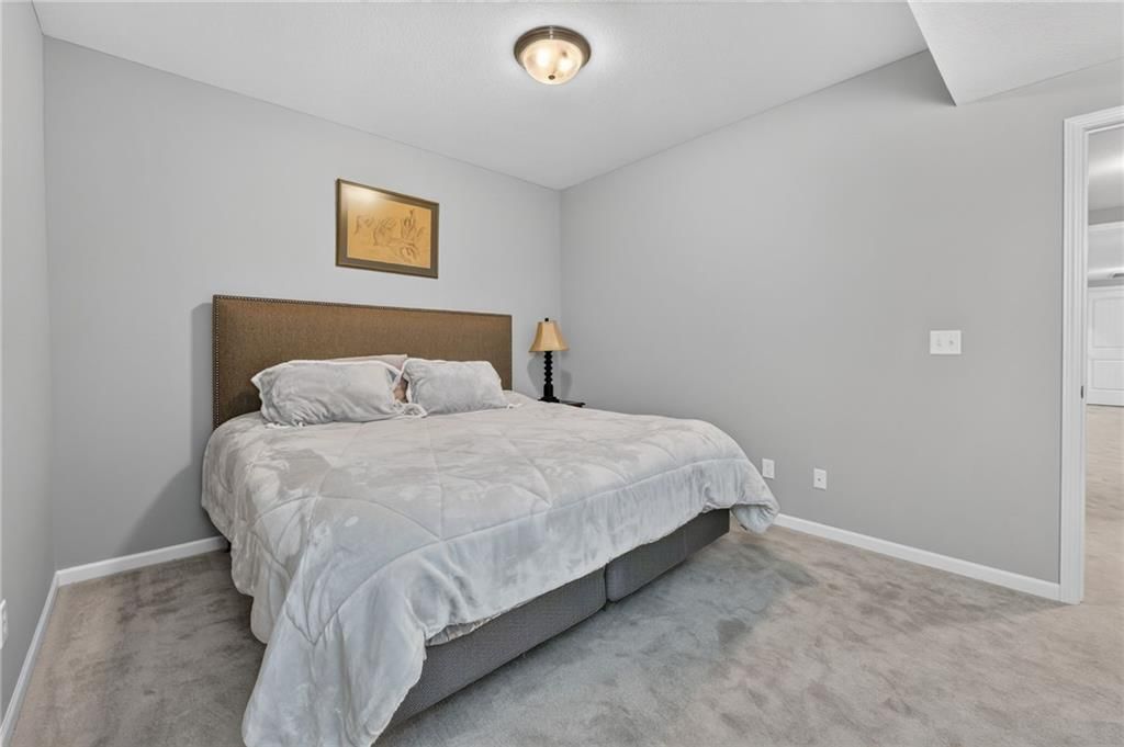 6229 N Green Hills Lane — photo 36