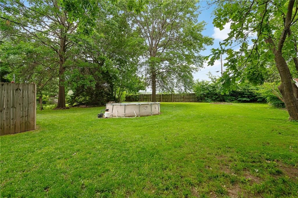 Photo 24 of 29 - 7817 Arlington Avenue, Raytown, MO 64138