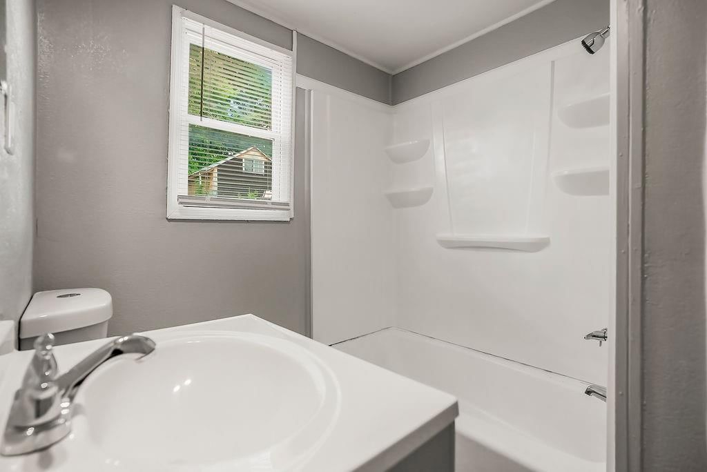 1118 S 36th Street — photo 13