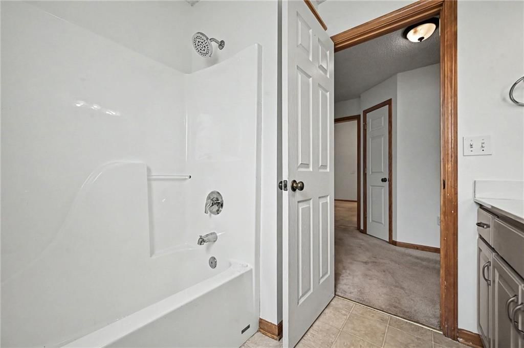 4006 N 108th Court — photo 18