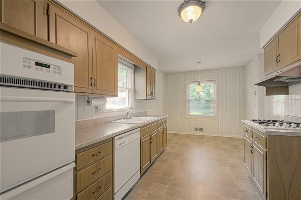 15 W Bridlespur Drive — photo 12