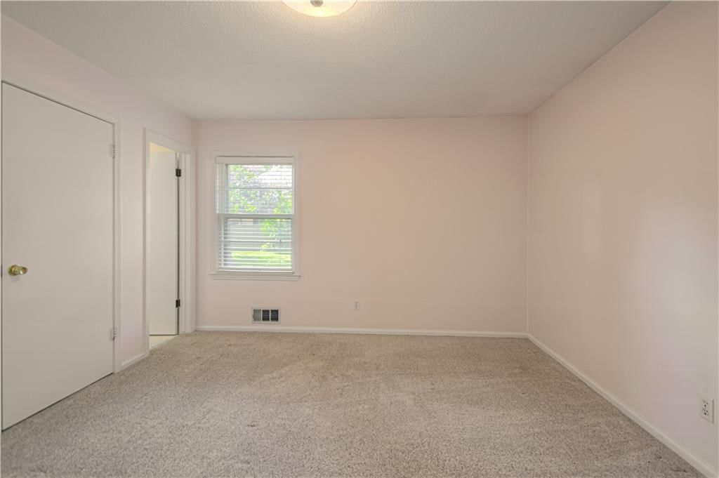 15 W Bridlespur Drive — photo 16
