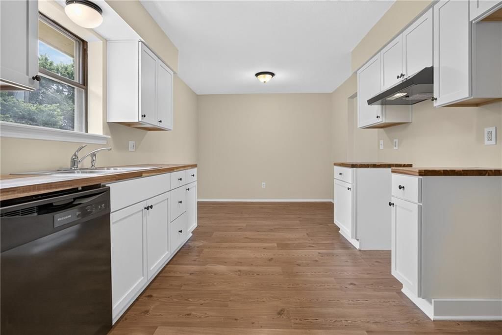 1226 W 3rd Street — photo 14