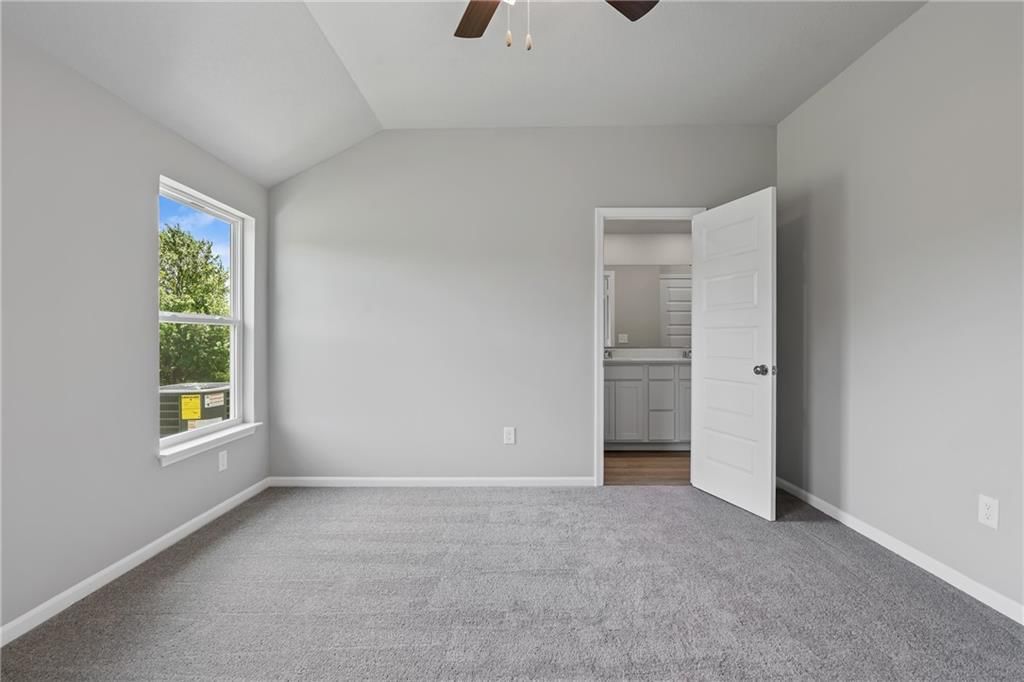 19515 Lincoln Street — photo 12