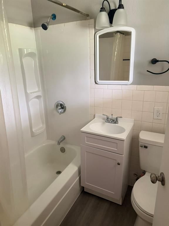 615 S Lowman Street — photo 9