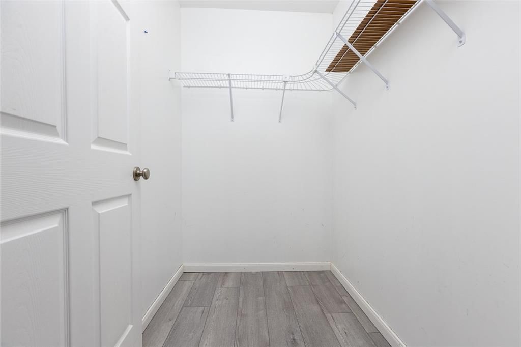 8111 N LAWNDALE Avenue — photo 18