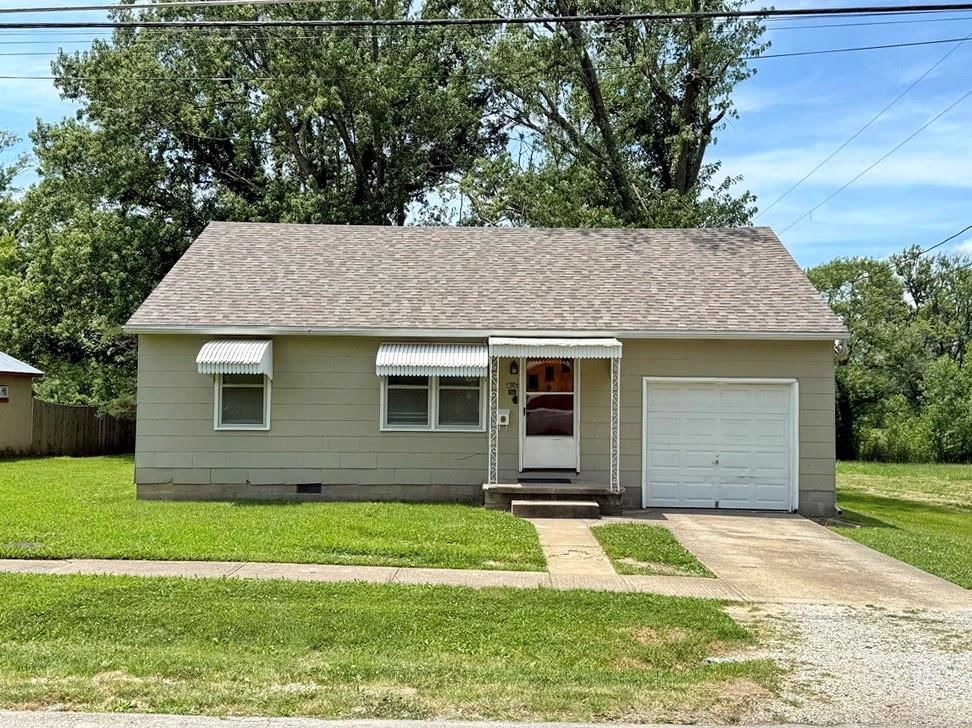 406 N Jackson Street, El Dorado Springs, MO