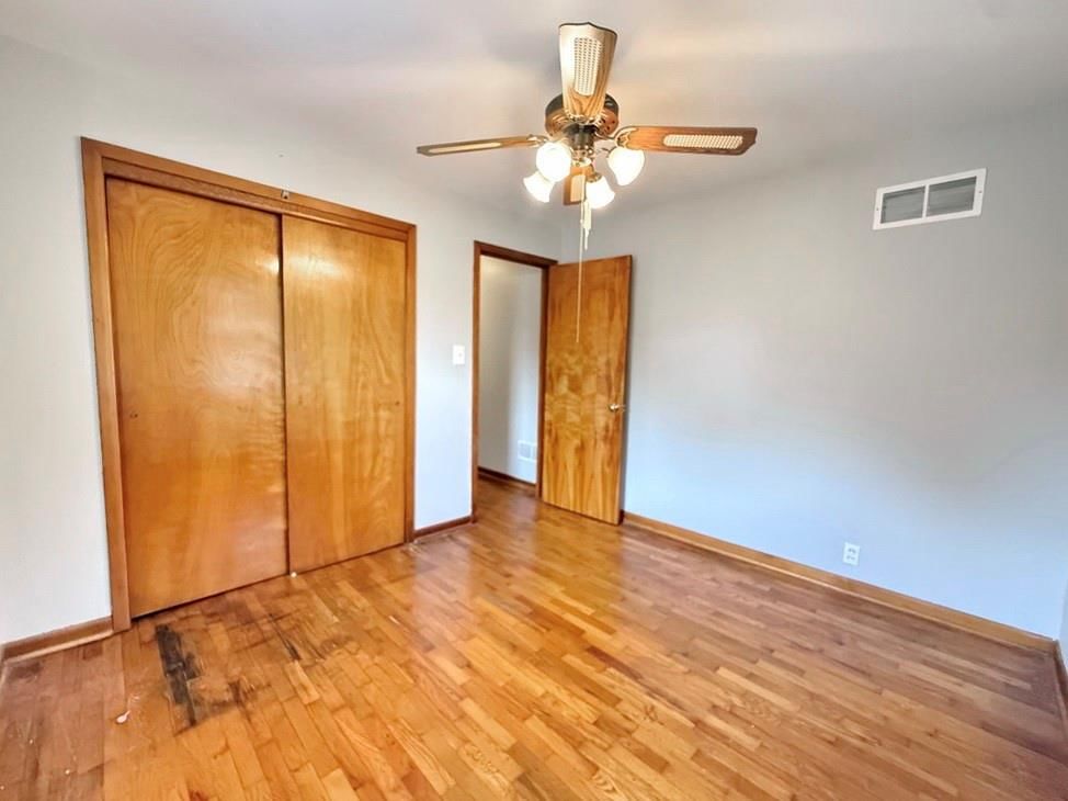 406 N Jackson Street — photo 14