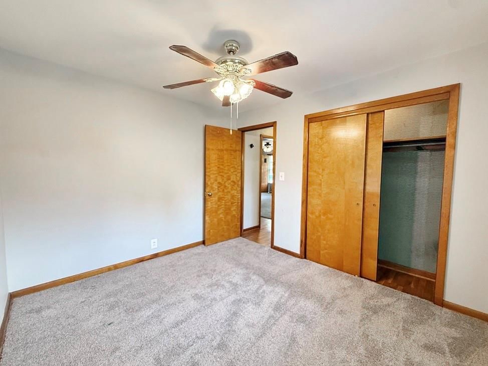 406 N Jackson Street — photo 19