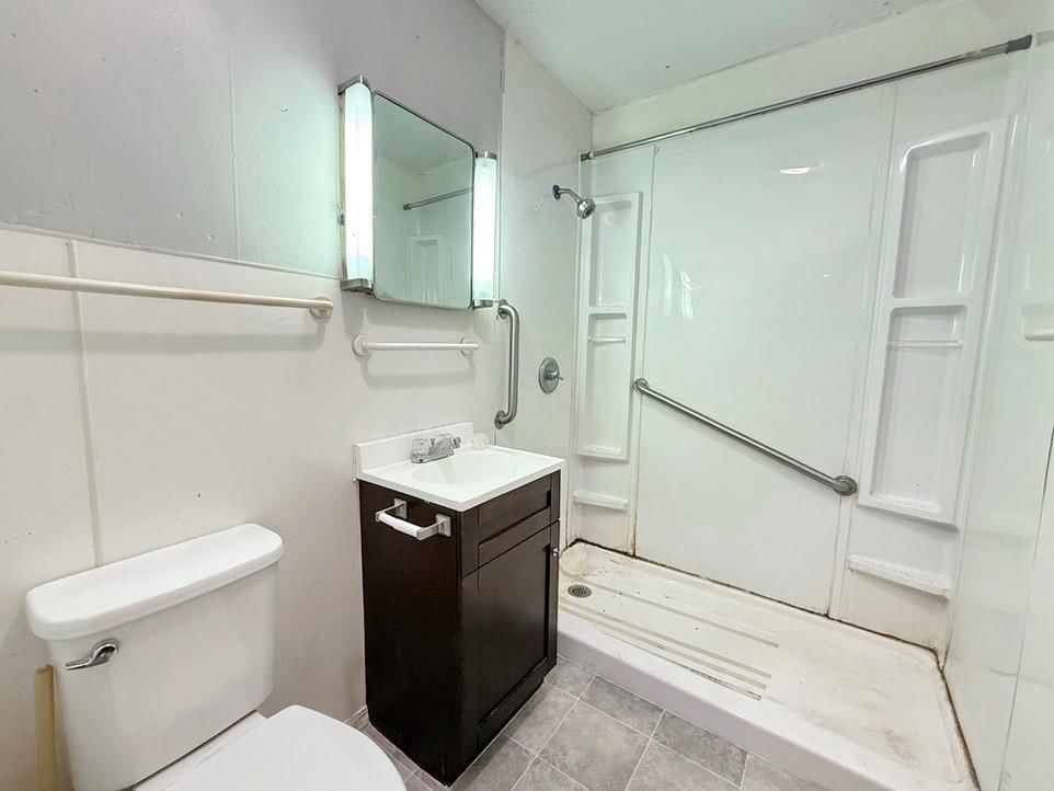 406 N Jackson Street — photo 21